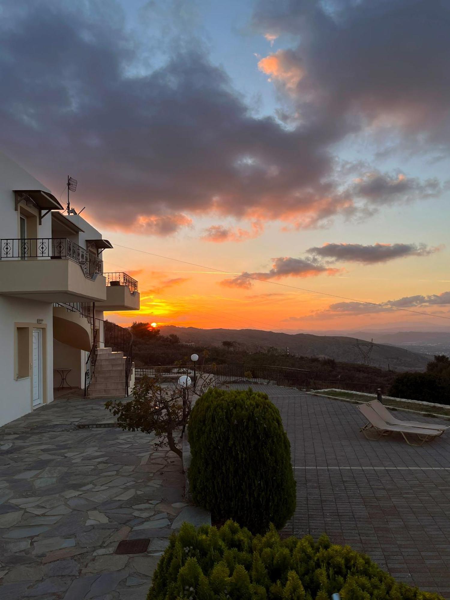 Panos Village Maláxa Exteriör bild